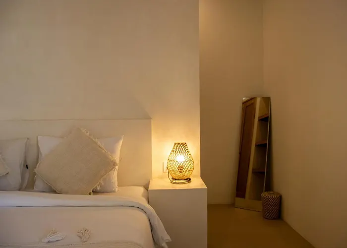 Seseh Beach-twin Celestine 3 Bedrooms With Private Pool-650 M To Munggu