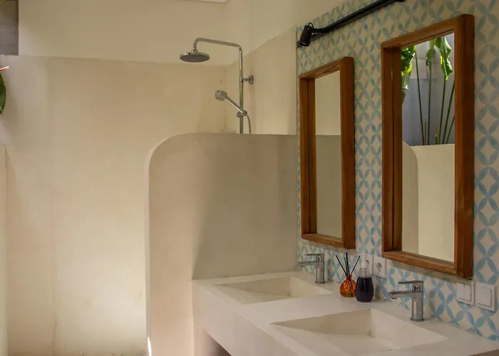 Seseh Beach-twin Celestine 3 Bedrooms With Private Pool-650 M To Ferienhaus